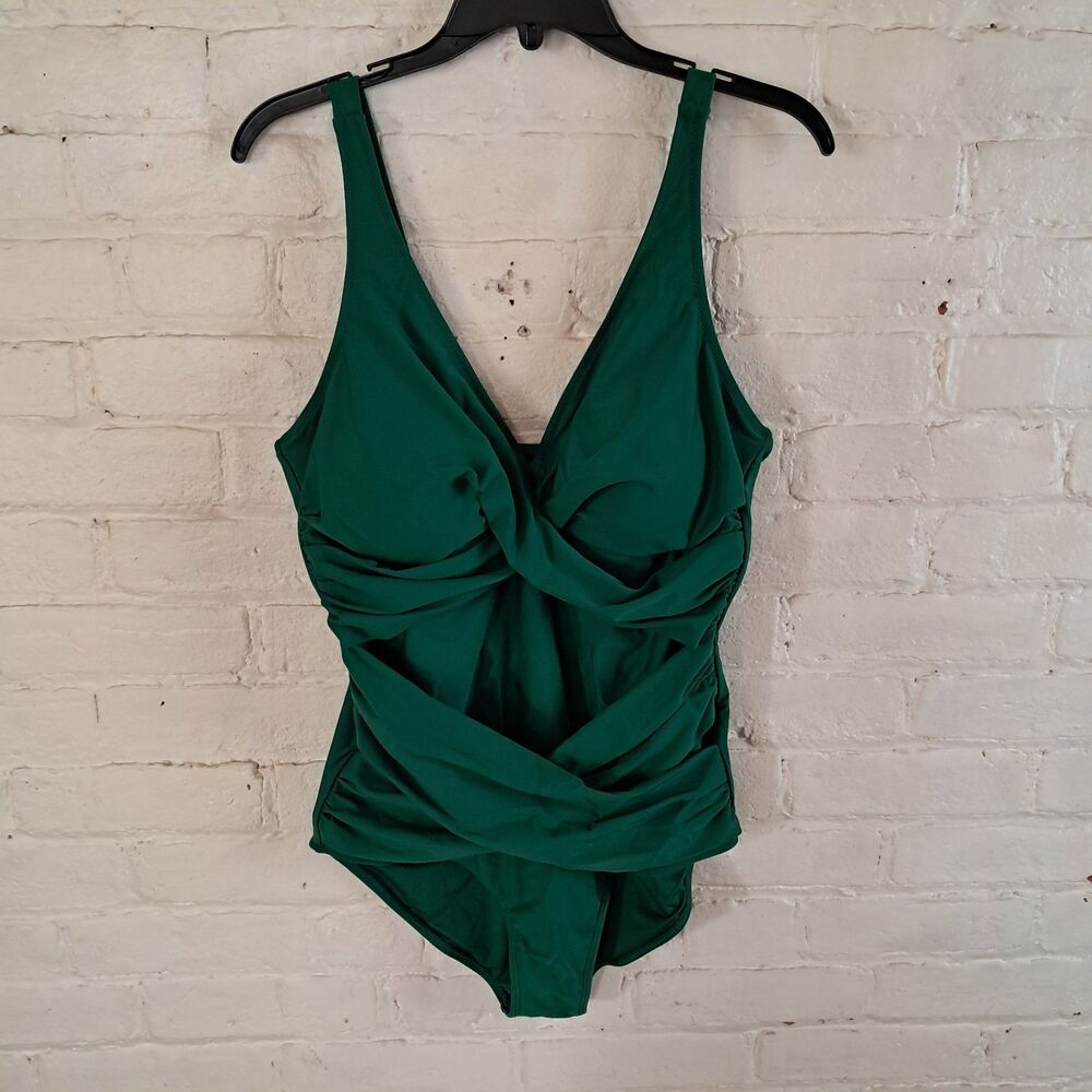 NWT Womens XL Green One Piece Swim Suit Smismivo